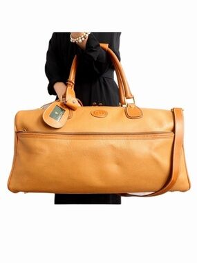 Gucci Leather Duffle Bag/ Travel Bag